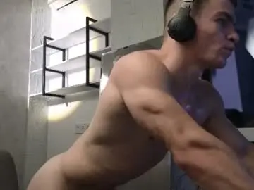 Chaturbate Watch Live Sex Cams of elliot_muscle04