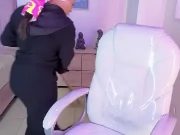 Chaturbate Sex Cam of miia_thompson_1