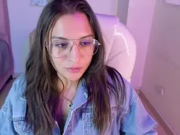 Chaturbate Live Porn of miia_thompson_1