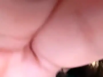 Chaturbate Live Porn of chubbylicious_aria