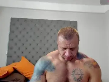Chaturbate Free Porn Cam of ironhulk22