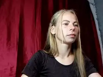 Chaturbate Live Sex Cam of silentpassion567