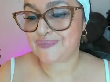 Chaturbate Live Porn of gia_nahomi