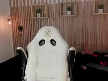 Chaturbate Live Sex Cam of liah_cleir