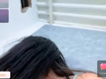 Chaturbate Best live sex cam show of mia_reys