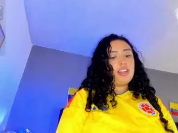 Chaturbate Live Porn of isaxcurves