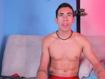 Chaturbate Free Porn Cam of andy_naughty1