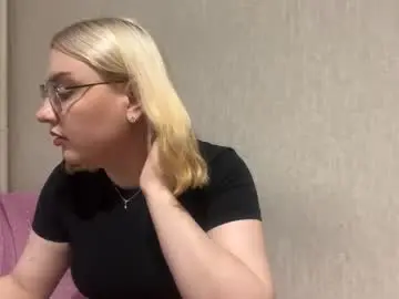 Chaturbate Free Porn Cam of bernardineredwine