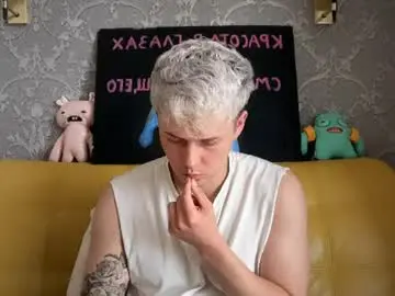 Chaturbate Private Sex Chat of danny_love01