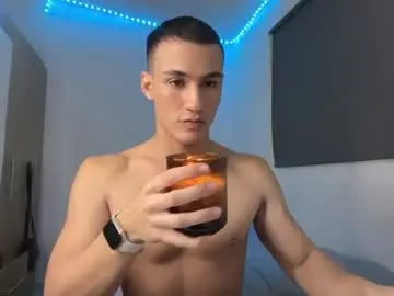 Chaturbate Free Live Porn of leo_delveyy