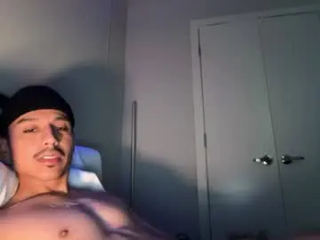 Chaturbate Watch Live Sex Cams of xmomentumx