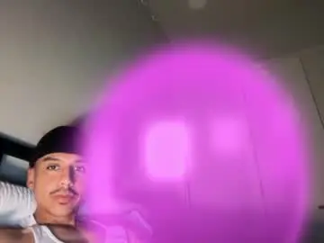 Chaturbate Free Porn Cam of xmomentumx