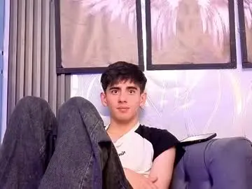 Chaturbate Private Sex Chat of demian_hot99