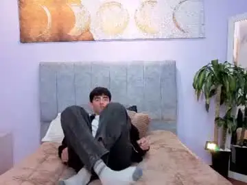 Chaturbate Live Sex of demian_hot99
