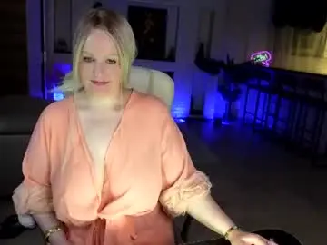 Chaturbate Best live sex cam show of mariemlui