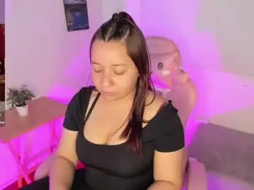 Chaturbate Free Live Porn of ale_alejandra