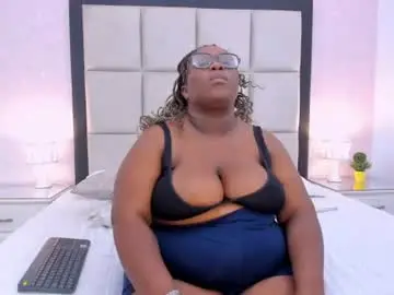 Chaturbate Live Sex of treisyvixen