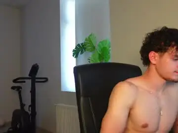 Chaturbate Watch Live Sex Cams of brad_holloway