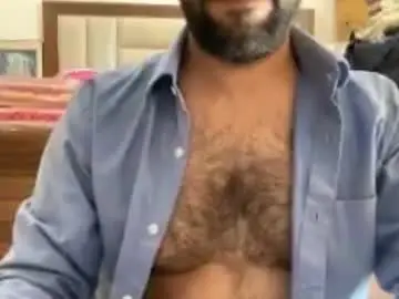 Chaturbate Live Sex of hairy_alpha_beast