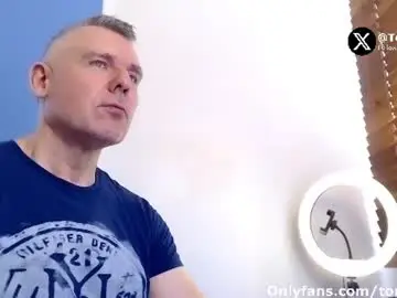 Chaturbate Sex Chat of tomfoxcam