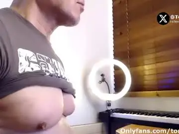 Chaturbate Free Live Porn of tomfoxcam