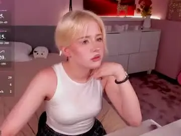 Chaturbate Adult Webcam of kiki_peach
