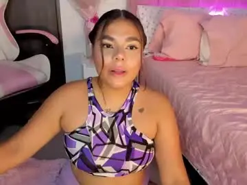 Chaturbate Live Sex of alicethunders