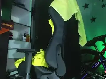 Chaturbate Live Sex Cam of justinsc