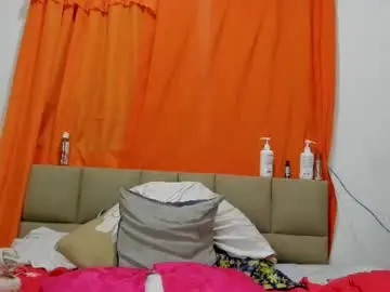 Chaturbate Free Live Porn of lilybaudyn_
