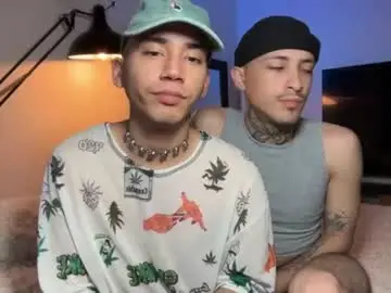 Chaturbate Live Porn of noah_and_steven