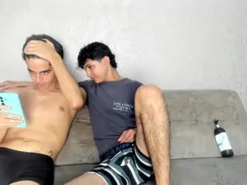 Chaturbate Adult Video Chat of pelusos_mens