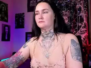 Chaturbate Sex Cam of emmybrightj_