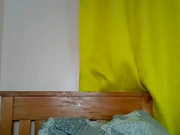 Chaturbate Live Sex Cam of naughty_recious