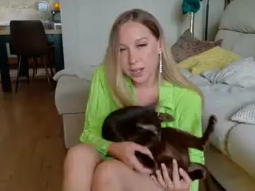 Chaturbate Adult Video Chat of _mari_