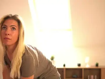Chaturbate Best live sex cam show of cassiemiles