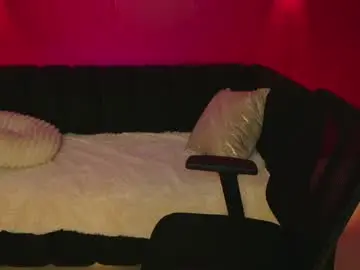 Chaturbate Sex Cam of maravelvett