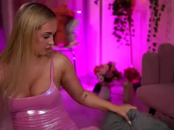 Chaturbate Live Porn of elyssawetxx