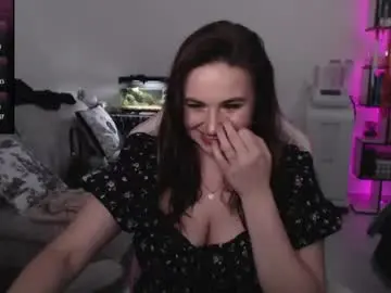Chaturbate Nude Webcam of mari_moore7