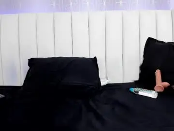 Chaturbate Free Live Porn of mia_medina