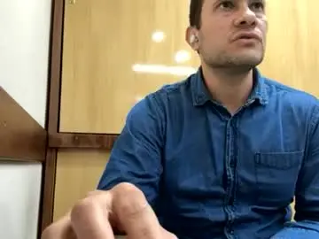 Chaturbate Live Sex Cam of rick503835