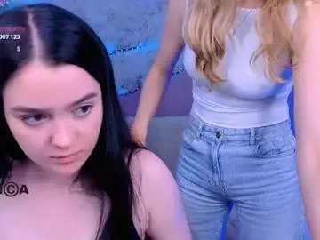 Chaturbate Watch Live Sex Cams of aria_glow