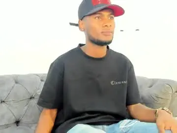 Chaturbate Live Sex Cam of benbrownn