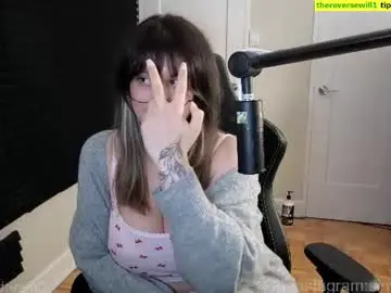 Chaturbate Live Sex of alexa_dream