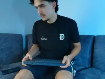 Chaturbate Private Sex Chat of justinsinner1