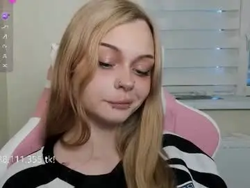 Chaturbate Free Live Porn of melonipinkbb
