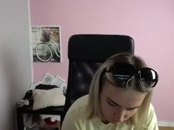 Chaturbate Live Sex of viktoria_lovely