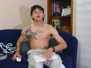 Chaturbate Best live sex cam show of derekswan