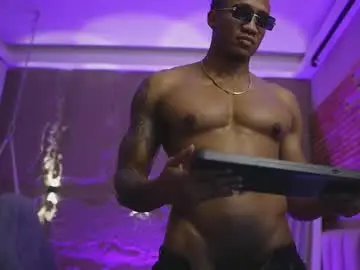 Chaturbate Private Sex Chat of logan_varela
