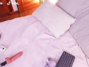 Chaturbate Free Porn Cam of i_am_lucy1