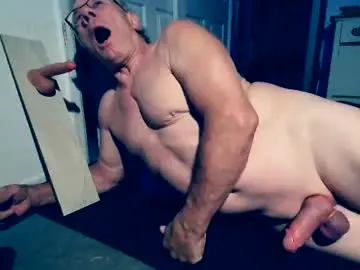 Chaturbate Live Porn of milehi1958